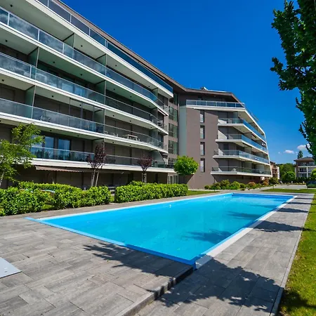 Myflat Coral Estrellita Apartment