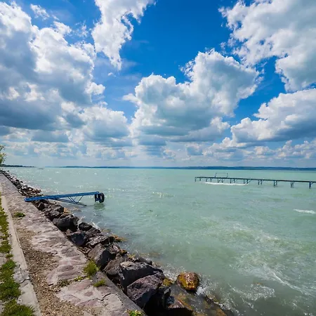 Apartament Myflat Coral Estrellita Siófok